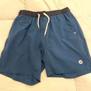 Vuori Kore Men's Athletic Shorts Sz L